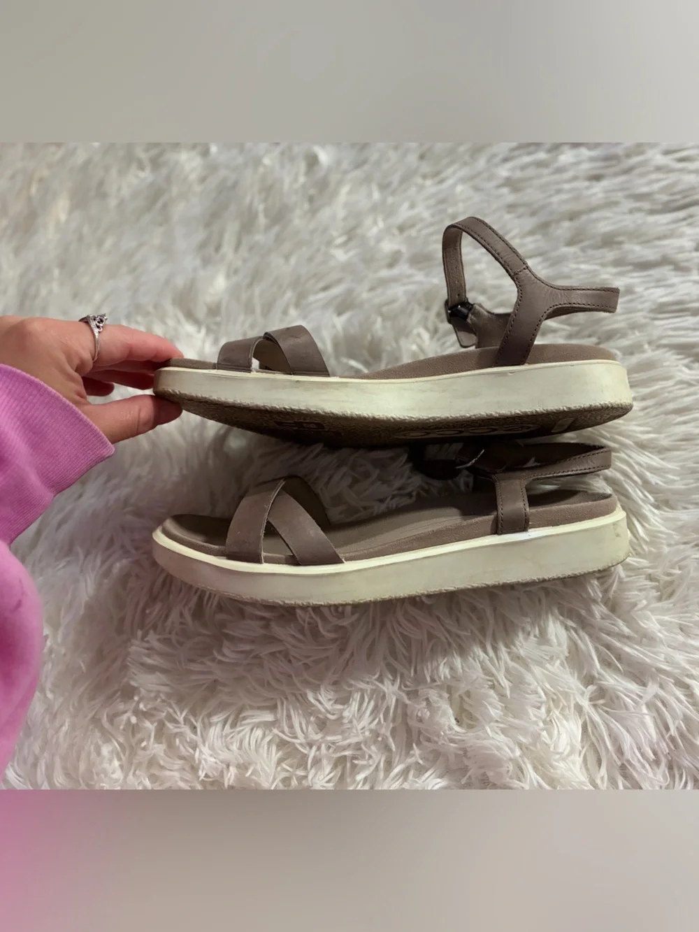 ECCO Comfort Leather Yuma Ankle Cross Strap Strappy Sandal Gray Taupe 38 7 7.5